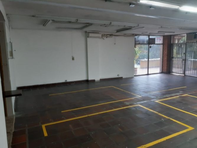 Local en venta en San Joaquin, Medellín, 43 m² · foto 2 de 12