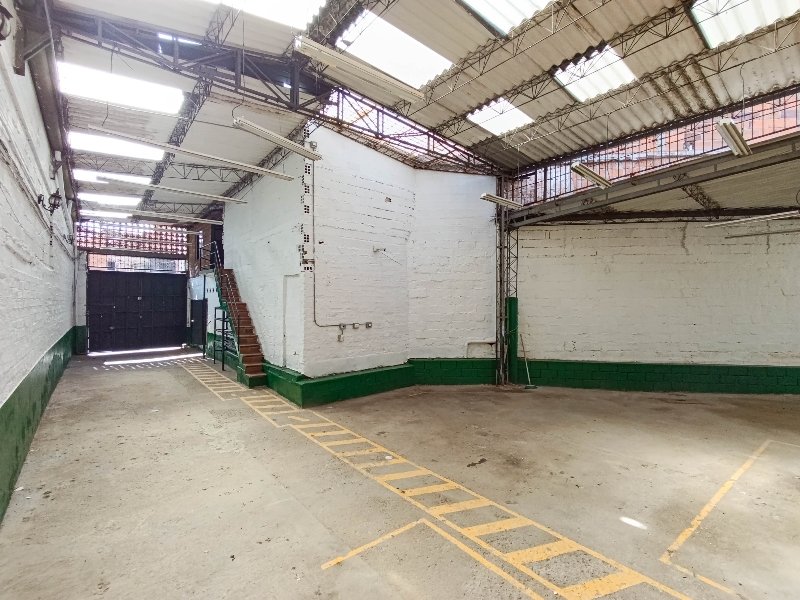 Warehouse for sale in Belén San Bernardo, Medellín 2