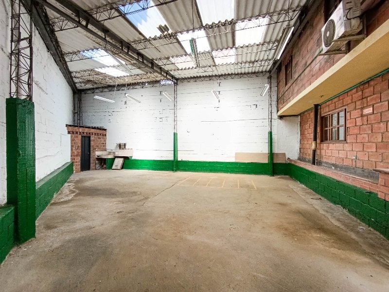 Warehouse for sale in Belén San Bernardo, Medellín 4