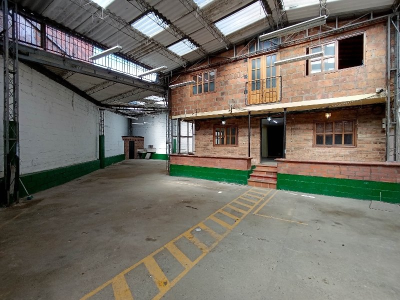 Warehouse for sale in Belén San Bernardo, Medellín 5