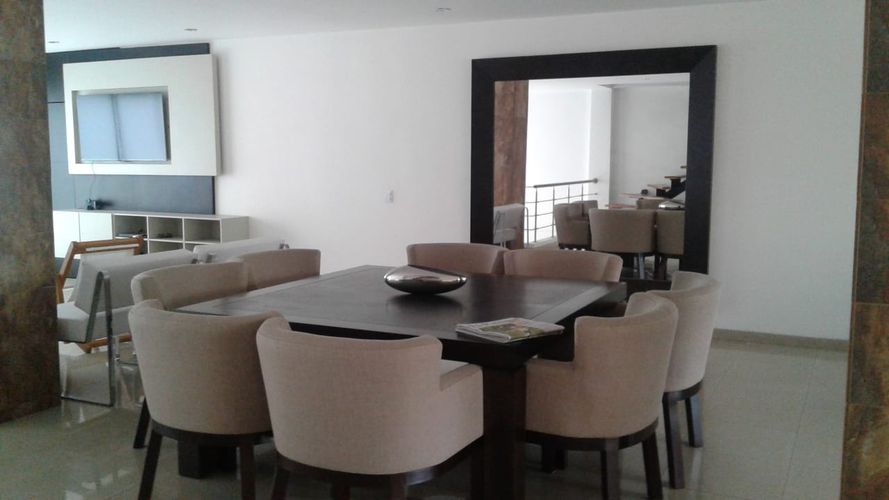 Casa de 4 alcobas en venta en Ciudad Jardin, Cali, 450 m² · foto 7 de 24