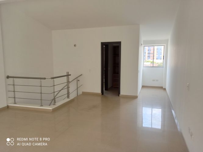 Casa de 4 alcobas en venta en Ciudad Jardin, Cali, 450 m² · foto 14 de 24