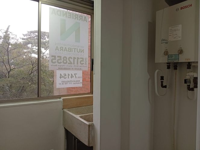 Apartamento de 4 alcobas en arriendo en Los Balsos, Medellín, 96 m² · foto 14 de 17