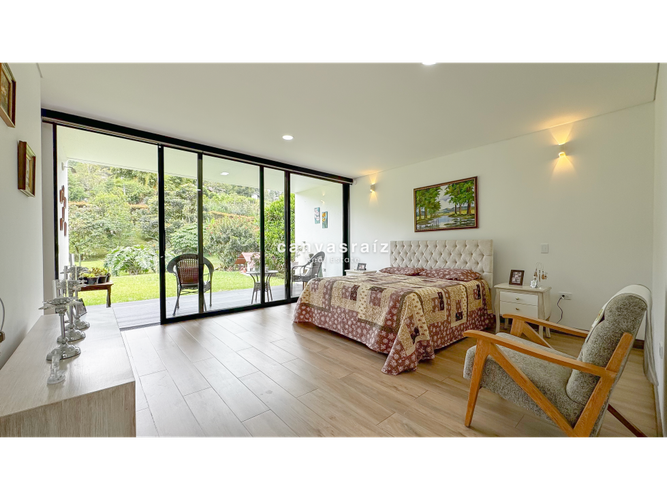 Casa de 3 alcobas en venta en La Mosca, Guarne, 340 m² · foto 8 de 17