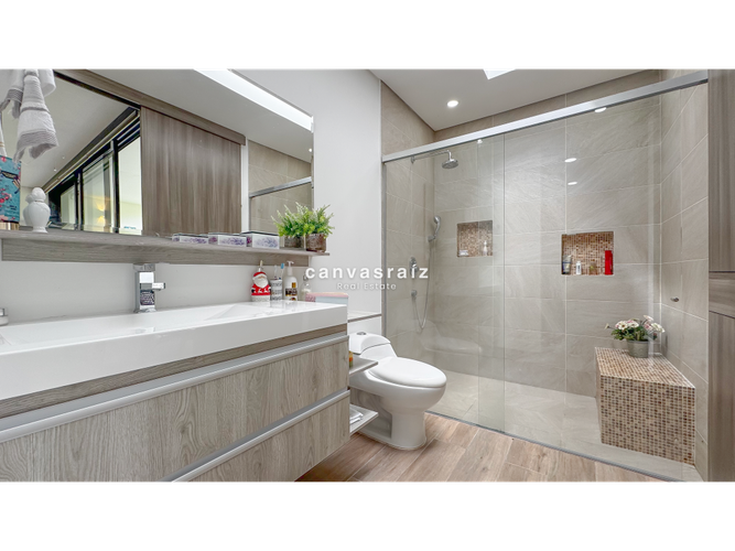 Casa de 3 alcobas en venta en La Mosca, Guarne, 340 m² · foto 10 de 17