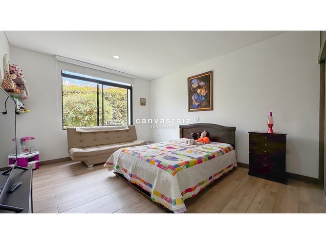 Casa de 3 alcobas en venta en La Mosca, Guarne, 340 m² · foto 13 de 17