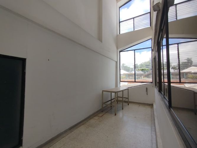 Edificio en arriendo en Sector Plaza De Bolivar, Pereira, 2600 m² · foto 16 de 24