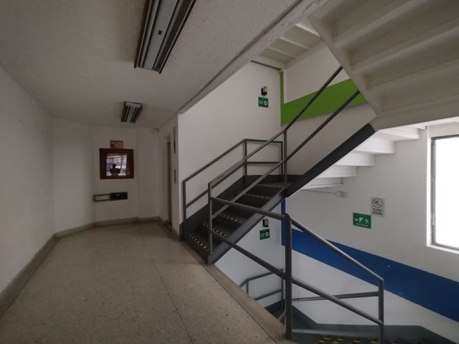 Edificio en arriendo en Sector Plaza De Bolivar, Pereira, 2600 m² · foto 6 de 24