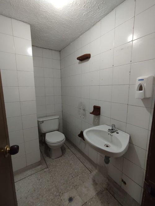 Edificio en arriendo en Sector Plaza De Bolivar, Pereira, 2600 m² · foto 14 de 24