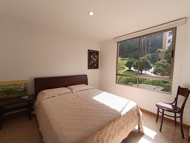 Apartamento de 3 alcobas en arriendo en Altos Del Poblado, Medellín, 135 m² · foto 19 de 20