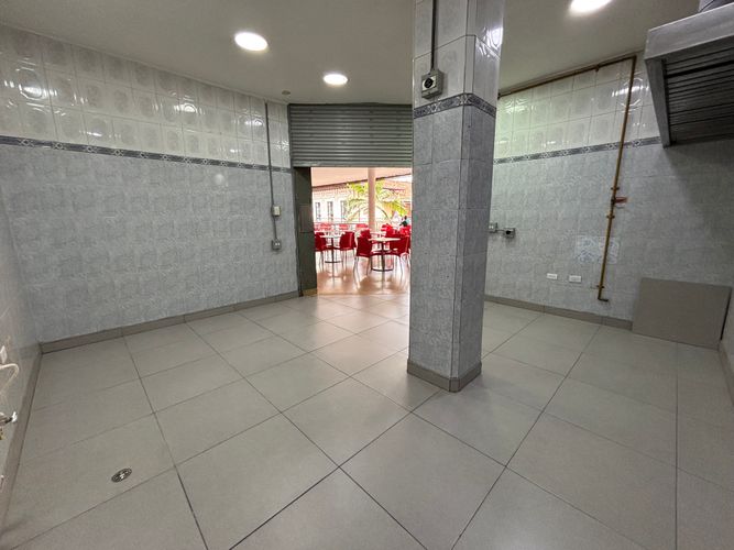 Local en arriendo en La Candelaria, Medellín, 22 m² · foto 4 de 7