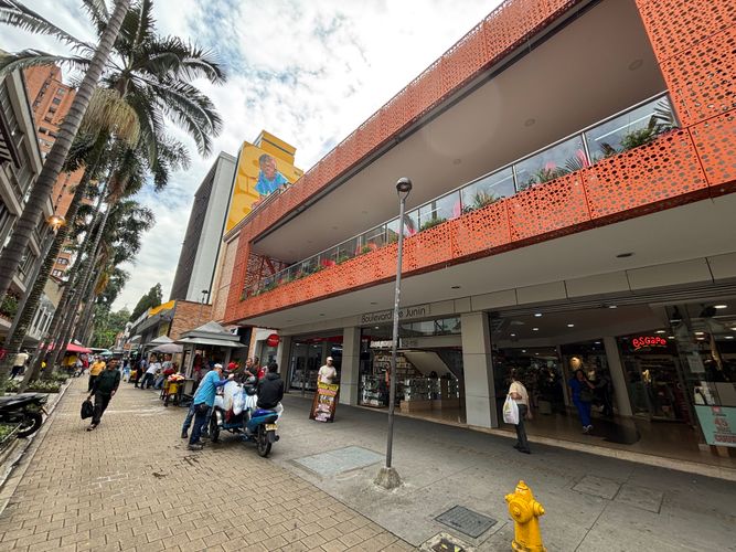 Local en arriendo en La Candelaria, Medellín, 22 m² · foto 5 de 7
