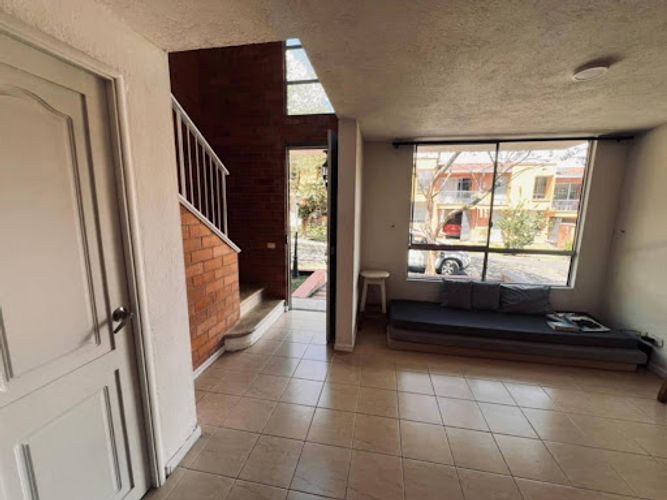 Casa de 4 alcobas en venta en Suramérica, La Estrella, 128 m² · foto 2 de 23