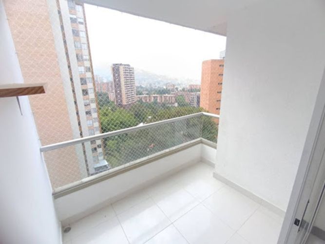 Apartamento de 3 alcobas en venta en Cumbres, Envigado, 100 m² · foto 12 de 14