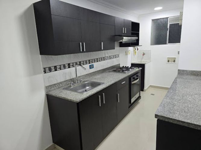 Apartamento de 3 alcobas en arriendo en Simesa, Medellín, 84 m² · foto 2 de 7