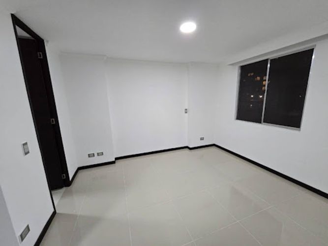 Apartamento de 3 alcobas en arriendo en Simesa, Medellín, 84 m² · foto 5 de 7
