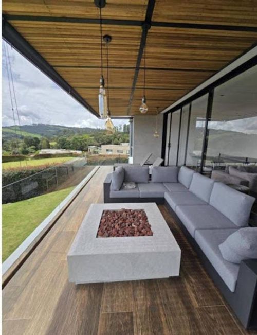 Casa de 5 alcobas en venta en Las Palmas, Envigado · foto 8 de 18