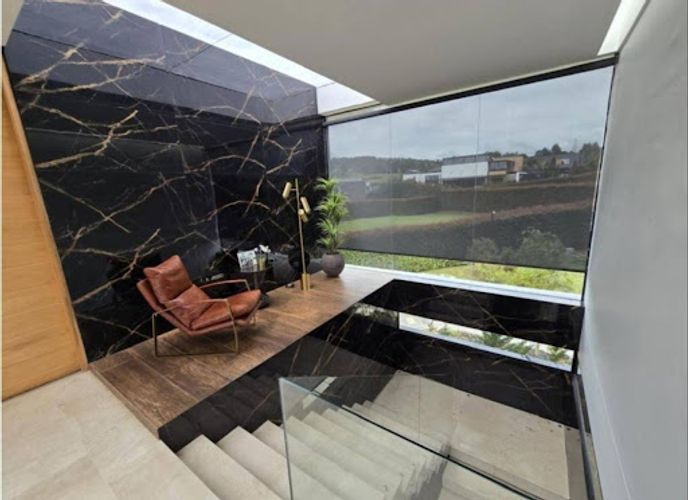 Casa de 5 alcobas en venta en Las Palmas, Envigado · foto 9 de 18