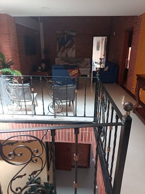 Casa de 3 alcobas en venta en Vereda San Jose, Sabaneta, 410 m² · foto 4 de 24