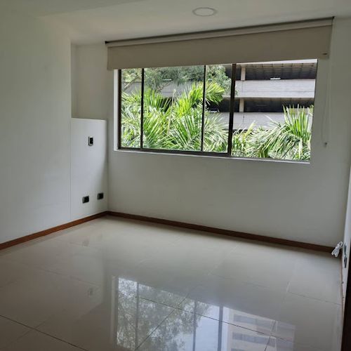 Apartamento de 3 alcobas en venta en Las Lomitas, Sabaneta, 115 m² · foto 4 de 17