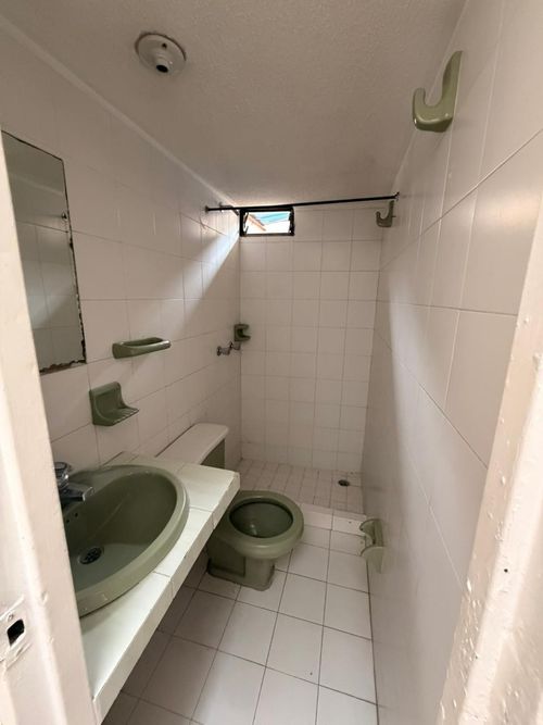 Casa de 10 alcobas en venta en La Pola, Ibagué, 675 m² · foto 6 de 17
