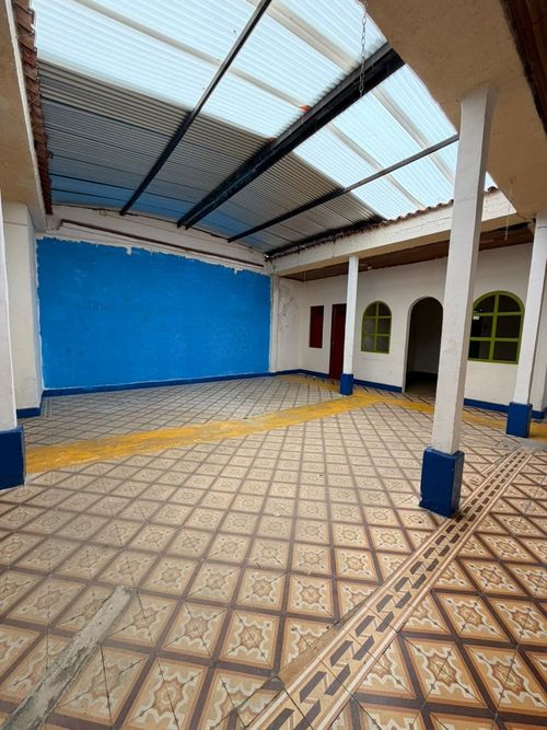 Casa de 10 alcobas en venta en La Pola, Ibagué, 675 m² · foto 7 de 17
