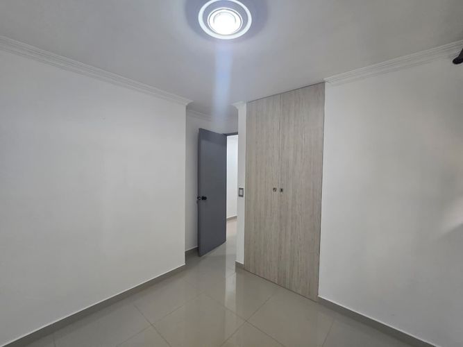 Apartamento de 3 alcobas en venta en Belén, Medellín, 76 m² · foto 8 de 17