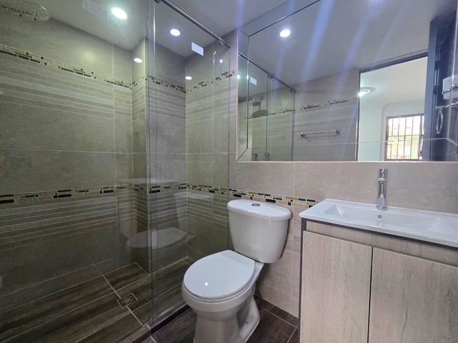 Apartamento de 3 alcobas en venta en Belén, Medellín, 76 m² · foto 16 de 17