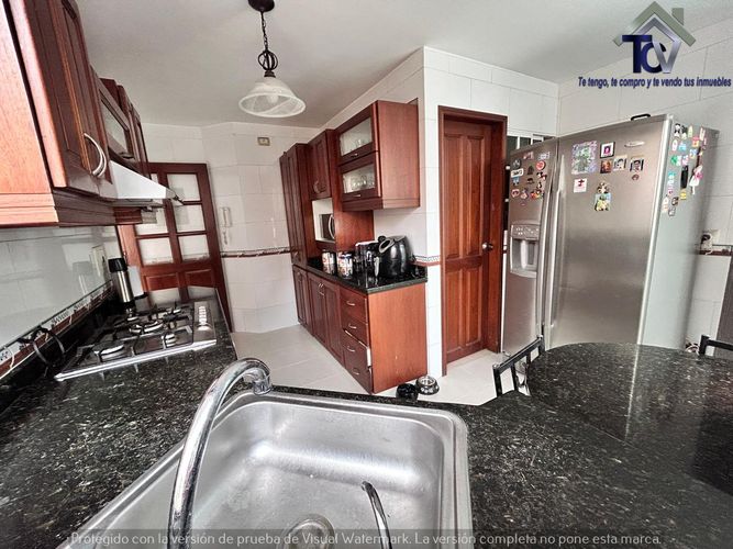 Casa de 4 alcobas en venta en Lagos Del Cacique, Bucaramanga, 218 m² · foto 2 de 22