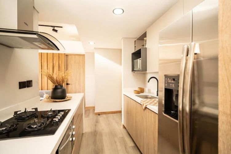 Apartamento en venta en Altos Del Poblado, Medellín · foto 7 de 24