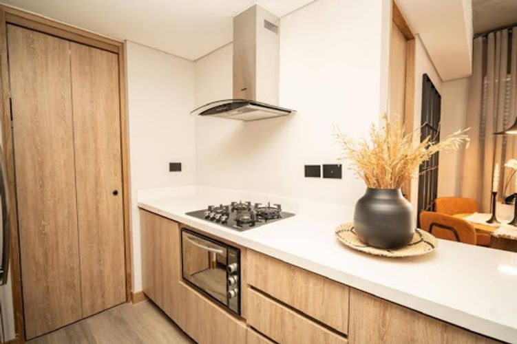 Apartamento en venta en Altos Del Poblado, Medellín · foto 10 de 24