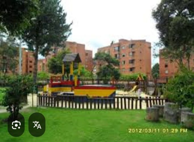 Apartamento de 2 alcobas en venta en Cedro Golf, Bogotá, 74 m² · foto 3 de 15