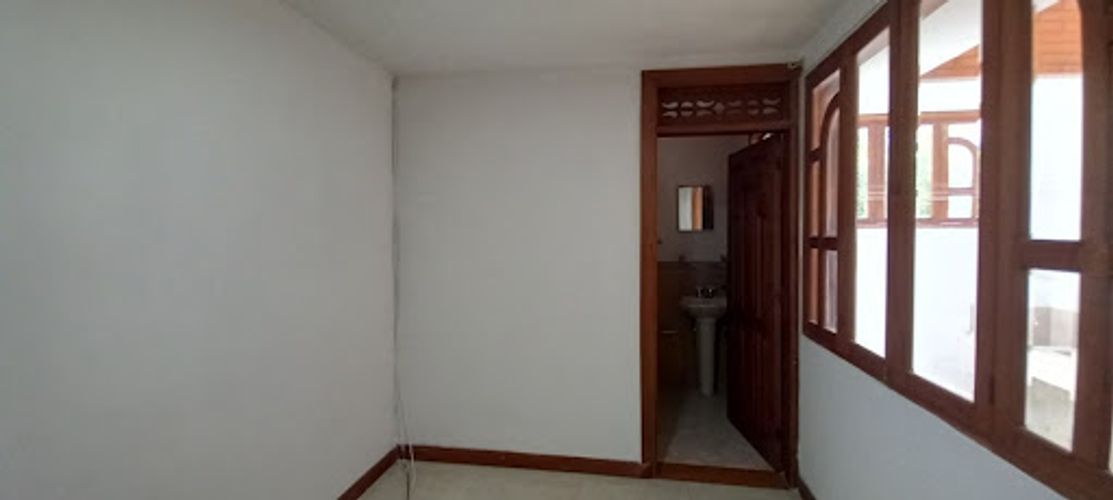 Casa de 5 alcobas en venta en Las Lomitas, Sabaneta, 614 m² · foto 7 de 24