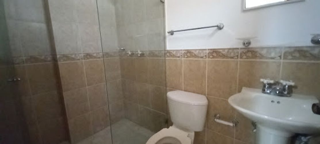 Casa de 5 alcobas en venta en Las Lomitas, Sabaneta, 614 m² · foto 23 de 24