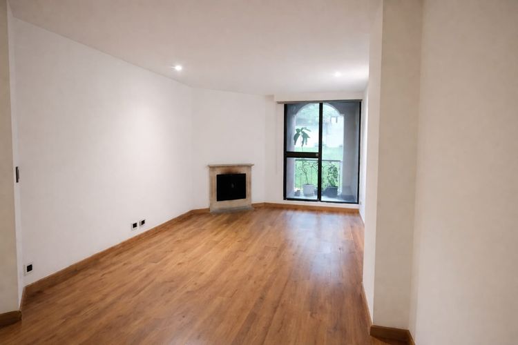 Apartamento de 1 alcoba en arriendo en Los Rosales, Bogotá, 50 m² · foto 2 de 11