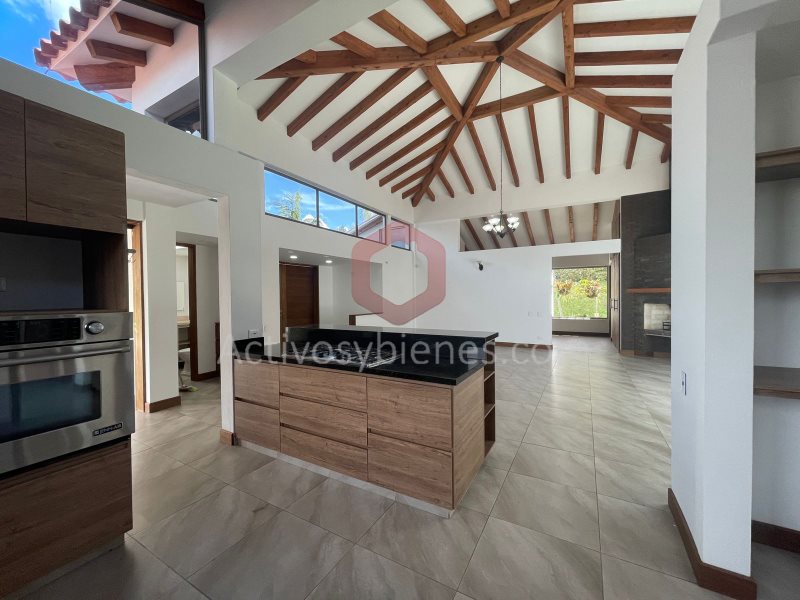 3BR House in Pantanillo (715 m²) - 3