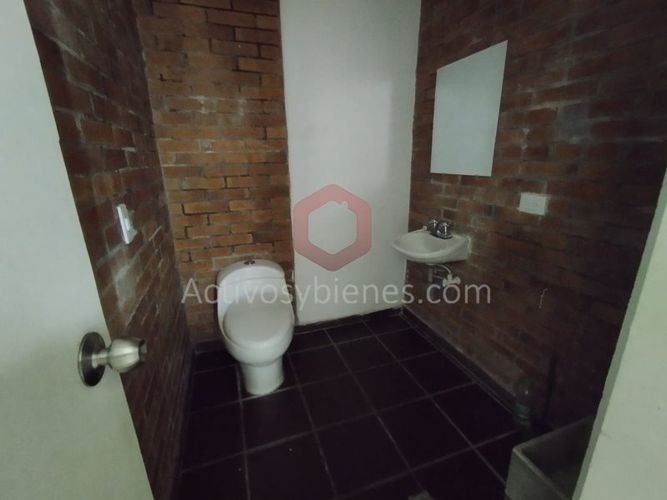 Local en arriendo en Colombia, Medellín, 68 m² · foto 12 de 17