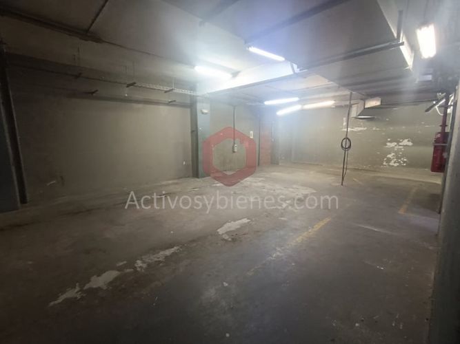 Bodega en arriendo en Laureles, Medellín, 1000 m² · foto 13 de 22