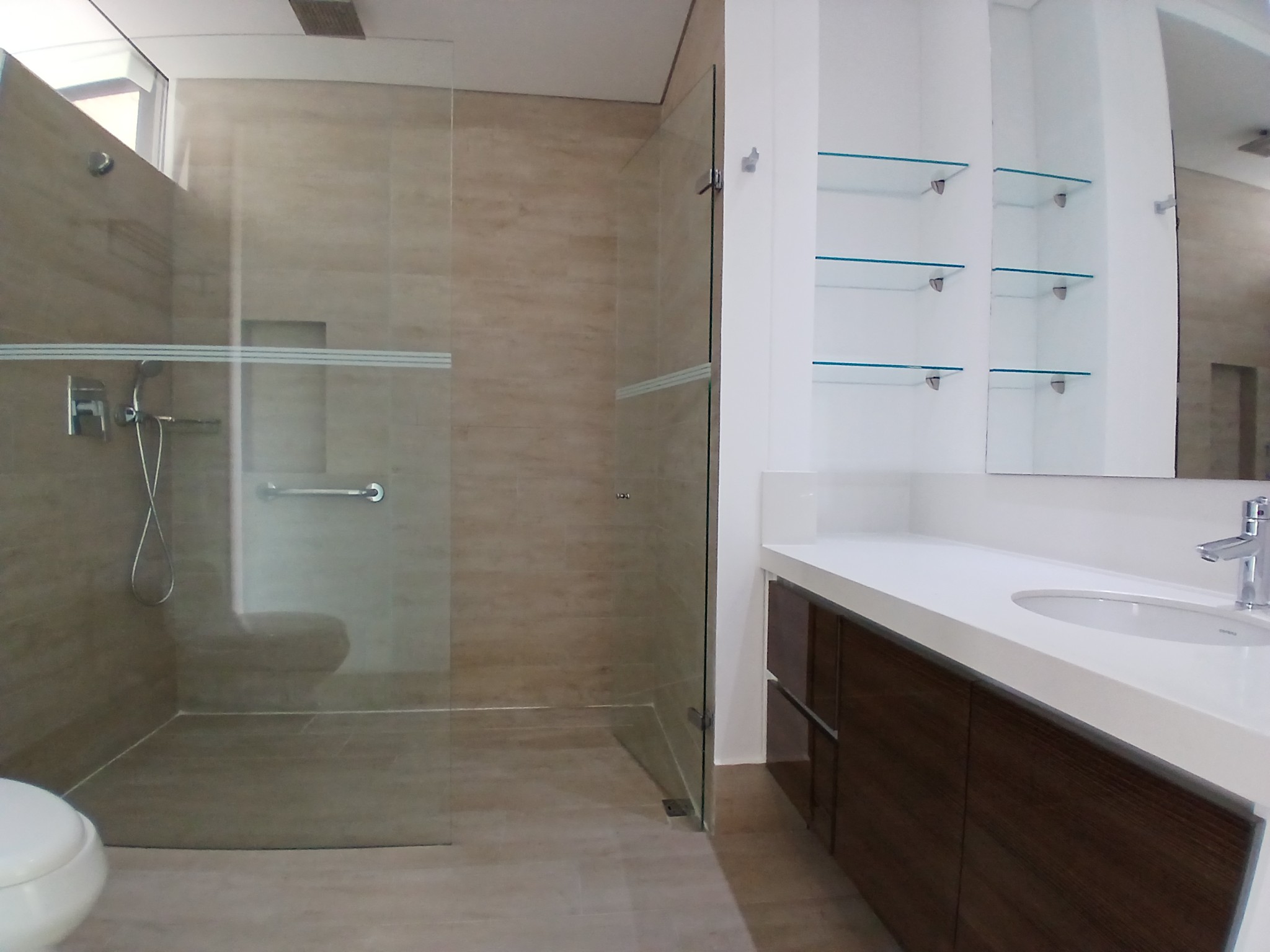 Apartamento en arriendo en El Poblado, Medellín · foto 9 de 19