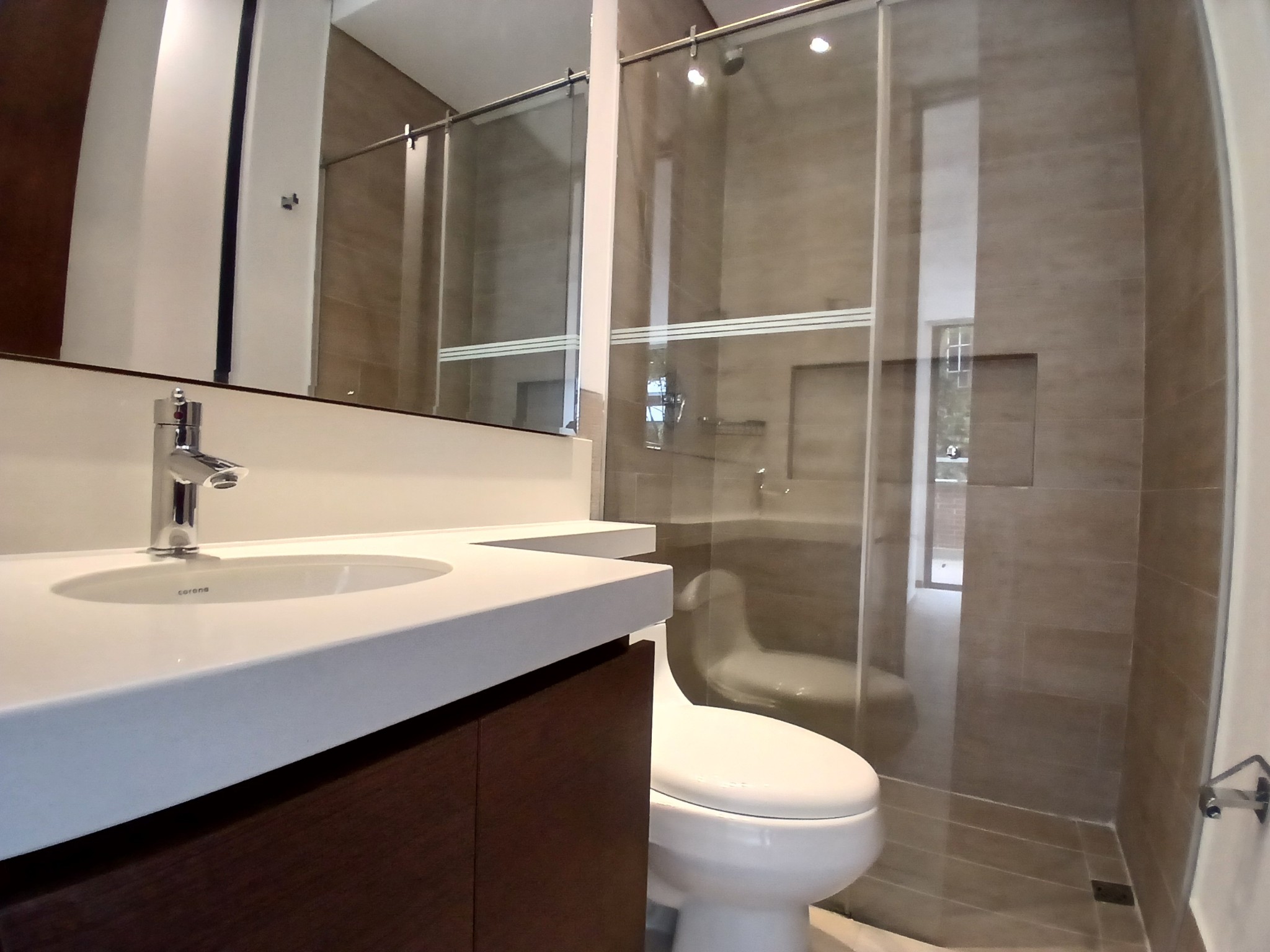 Apartamento en arriendo en El Poblado, Medellín · foto 10 de 19