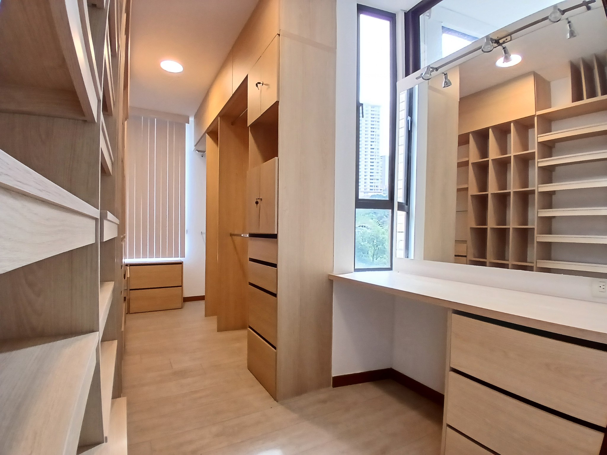 Apartamento en arriendo en El Poblado, Medellín · foto 8 de 19