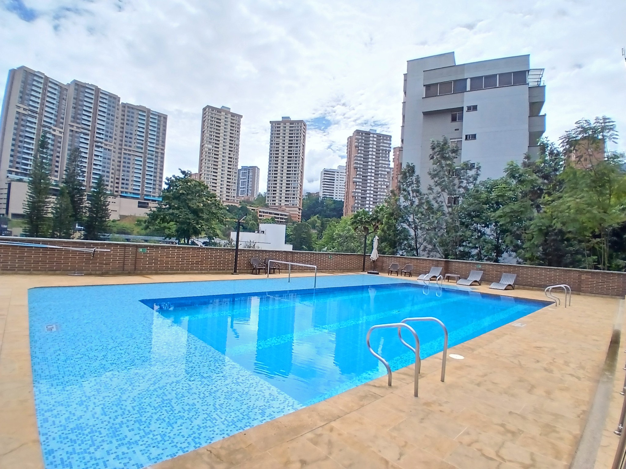 Apartamento en arriendo en El Poblado, Medellín · foto 14 de 19