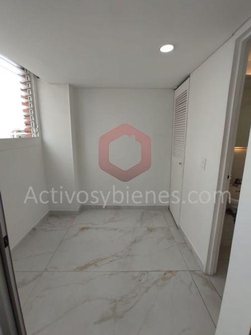 Apartamento de 3 alcobas en arriendo en Los Naranjos, Medellín, 150 m² · foto 13 de 19