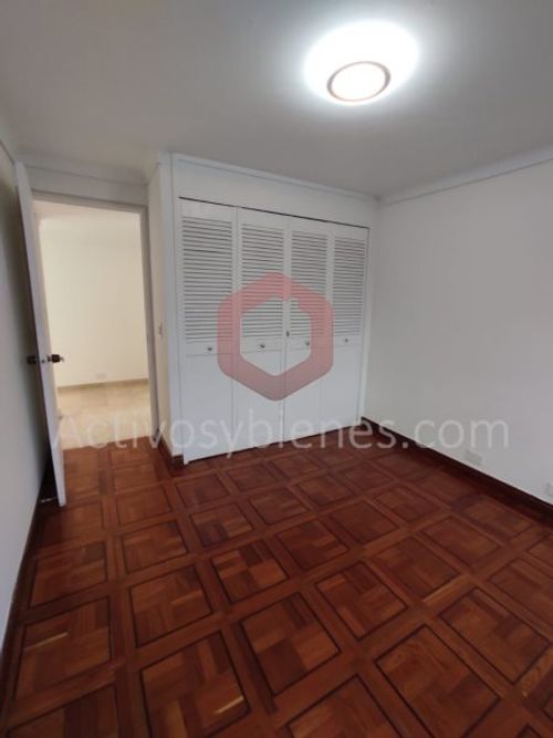 Apartamento de 3 alcobas en arriendo en Los Naranjos, Medellín, 150 m² · foto 19 de 19