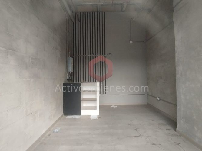 Local en arriendo en San Diego, Itagüí, 14 m² · foto 3 de 5
