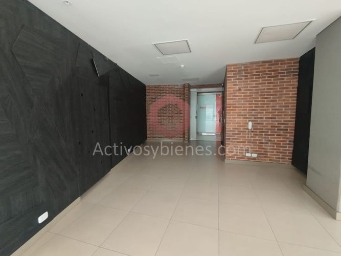 Oficina en arriendo en Milla De Oro, Medellín, 300 m² · foto 11 de 18