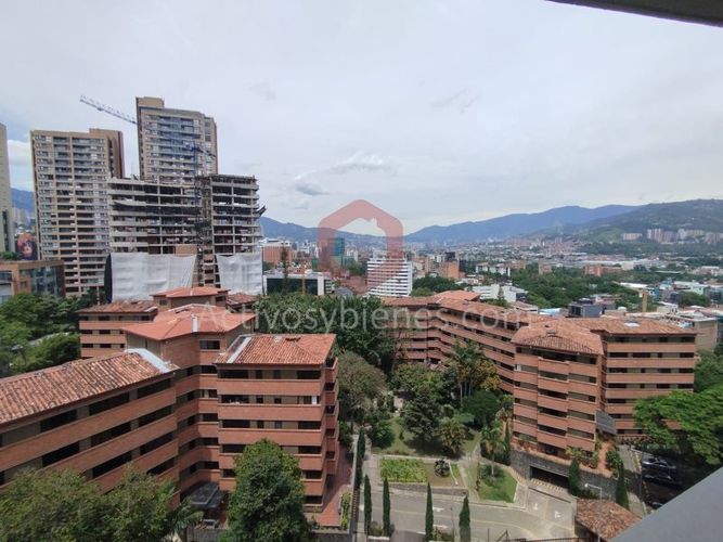 Oficina en arriendo en Milla De Oro, Medellín, 300 m² · foto 12 de 18