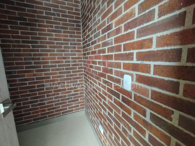 Oficina en arriendo en Milla De Oro, Medellín, 300 m² · foto 15 de 18