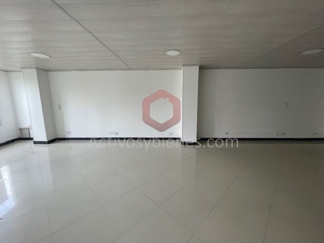 Oficina en arriendo en La Castellana, Medellín, 75 m² · foto 4 de 8