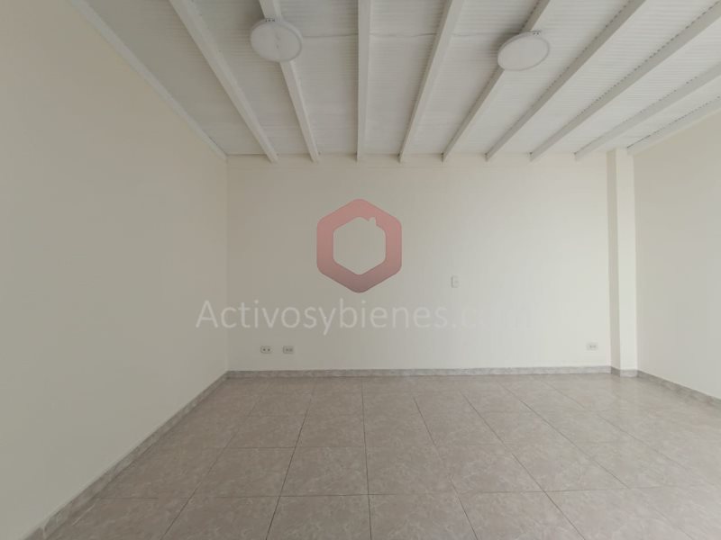 Casa en arriendo en La Castellana, Medellín · foto 9 de 15